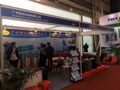 工程機械液壓油缸的安裝注意要求及結(jié)構(gòu)復(fù)合化 工程機械液壓油缸的安裝注意要求及結(jié)構(gòu)復(fù)合化